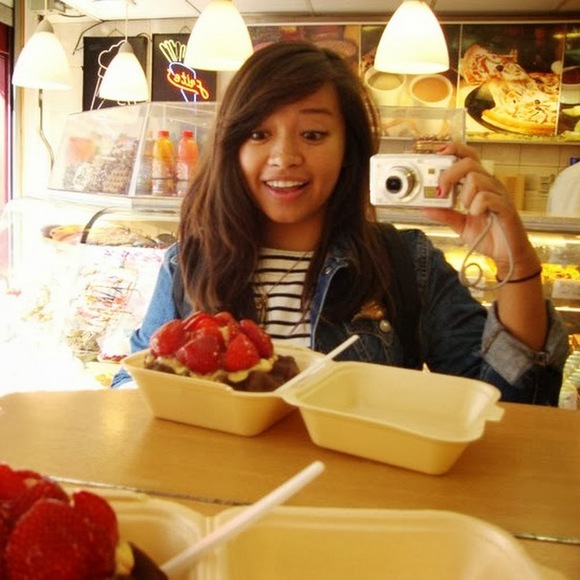 Meet your Posher, Joanne - Picture 1 of 1